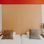 מלון L'hotel Bristol 3*