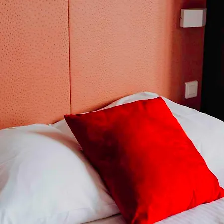 Otel L'hotel Bristol 3*