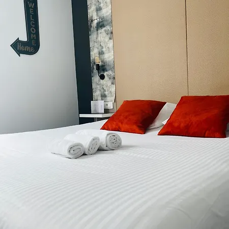 L'hotel Bristol מלון 3*