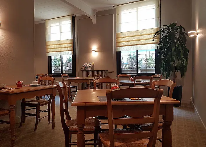 מלון L'hotel Bristol 3*