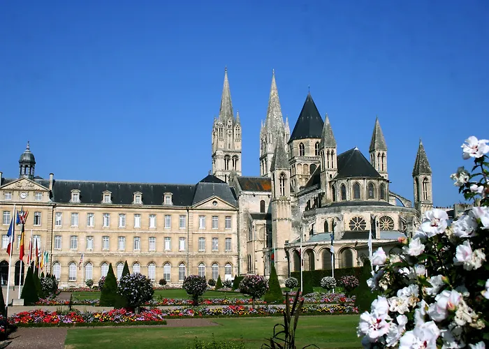 ホテル L'hotel Bristol カーン