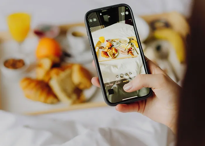 L'hotel Bristol מלון קאין