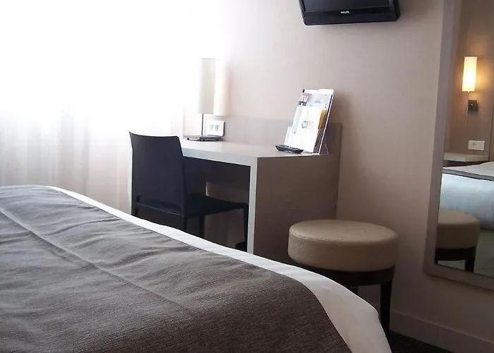 L'hotel Bristol ホテル 3*